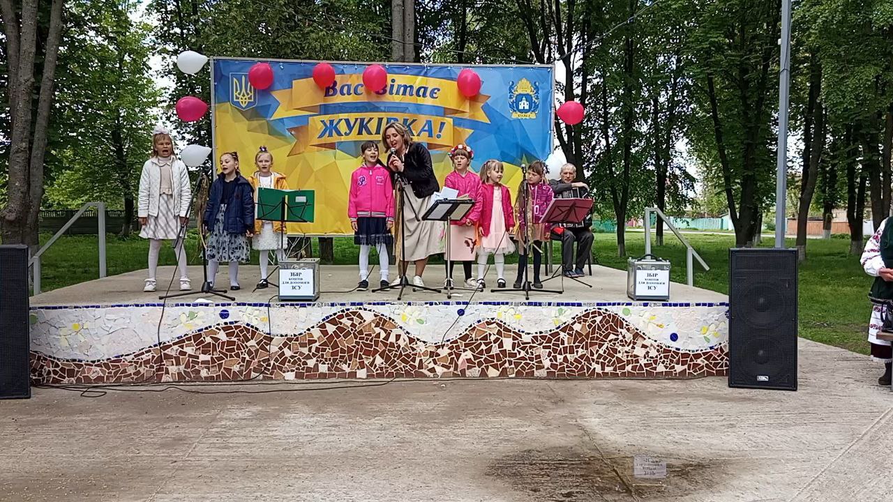 ZHKVK 10